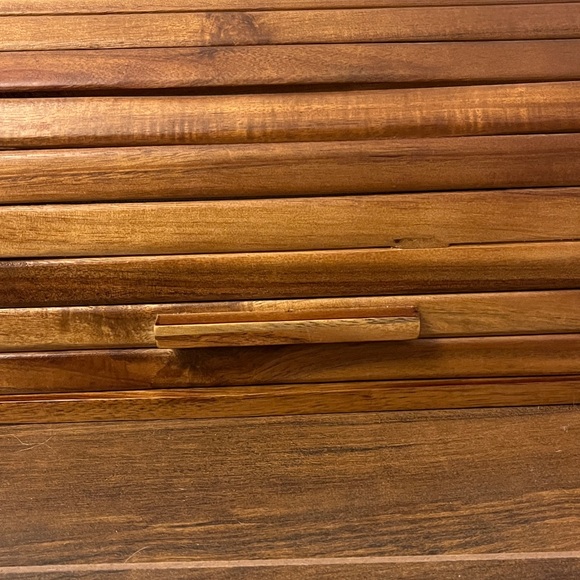 Threshold breadbox - Picture 2 of 8